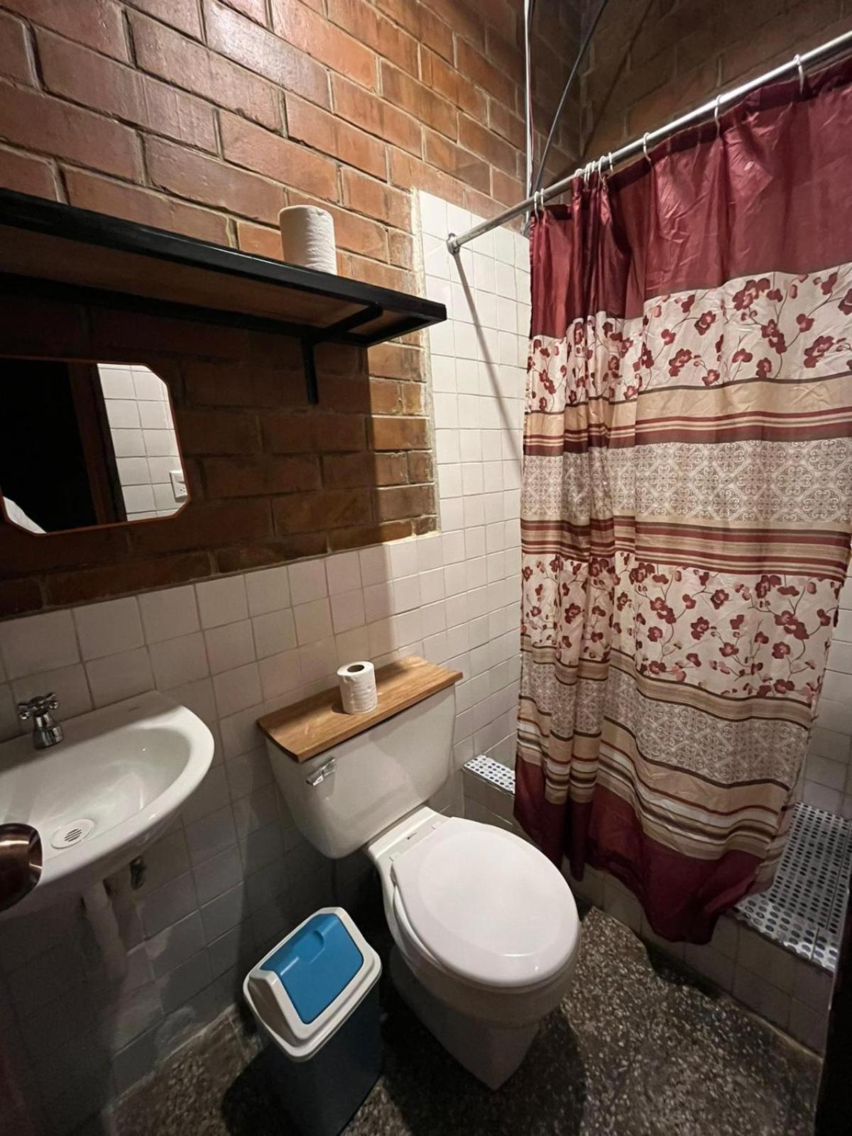 Casa Qatzij - Guest House, Lake Atitlan San Lucas Toliman Exterior photo